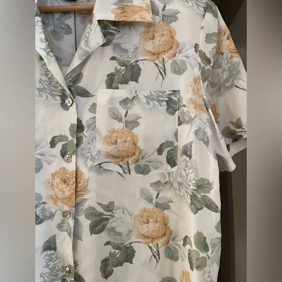 NWOT | Classiques Entier | Short Sleeve Floral Button Down Shirt | Sz M - Picture 2 of 4